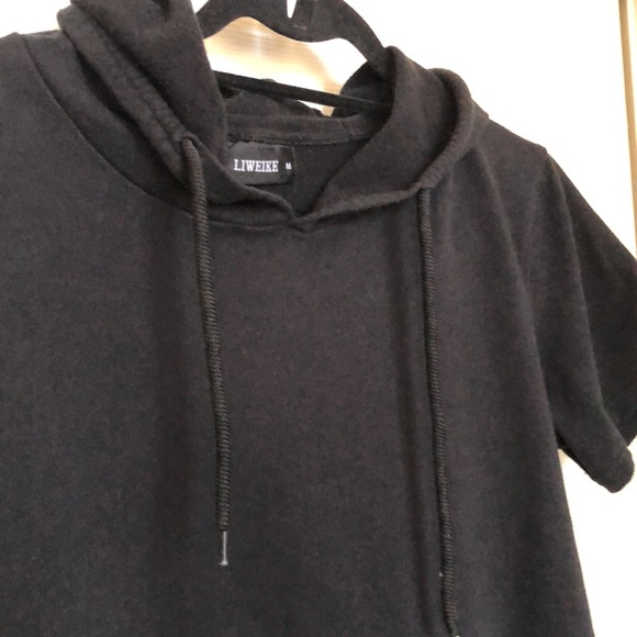Trendy short sleeve hoodie - Picture 3 of 4